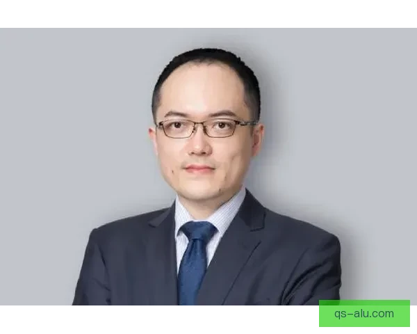 张坤与徐吉福投资风格对比解析及市场影响深度剖析